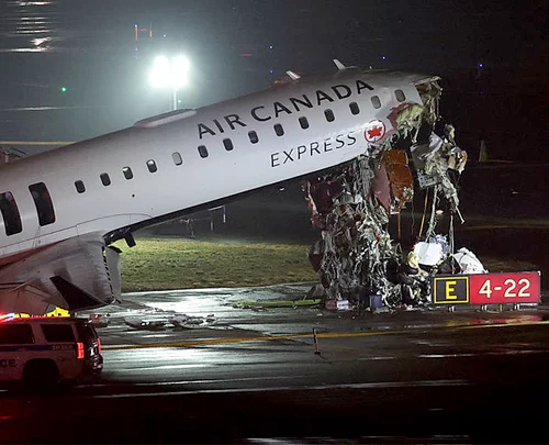 Air Canada Plane Collides with Fire Truck, New York LaGuardia Airport Fully Shut Down