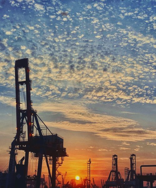 Middle East Conflict Sparks Oil Surge – Energy Crisis Escalates