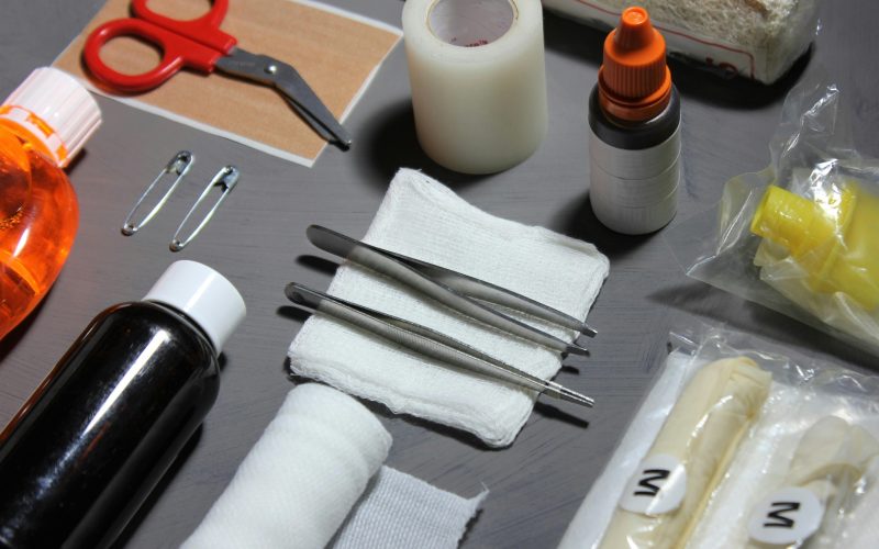 First Aid for Cuts: Complete Guide to Treating Minor Wounds