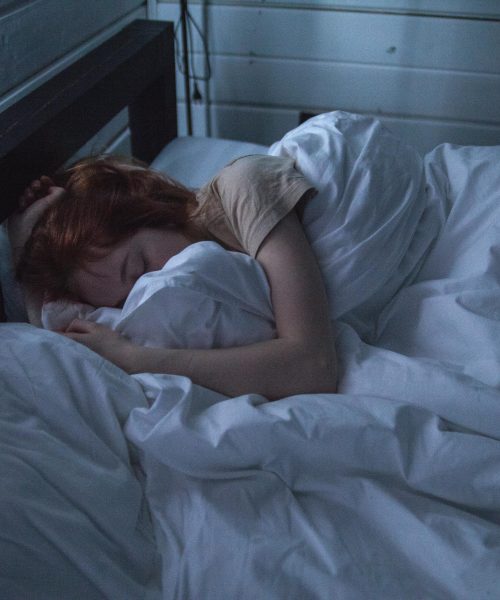 Weekend Catch-Up Sleep: Surprising Effects on Your Body and Mind